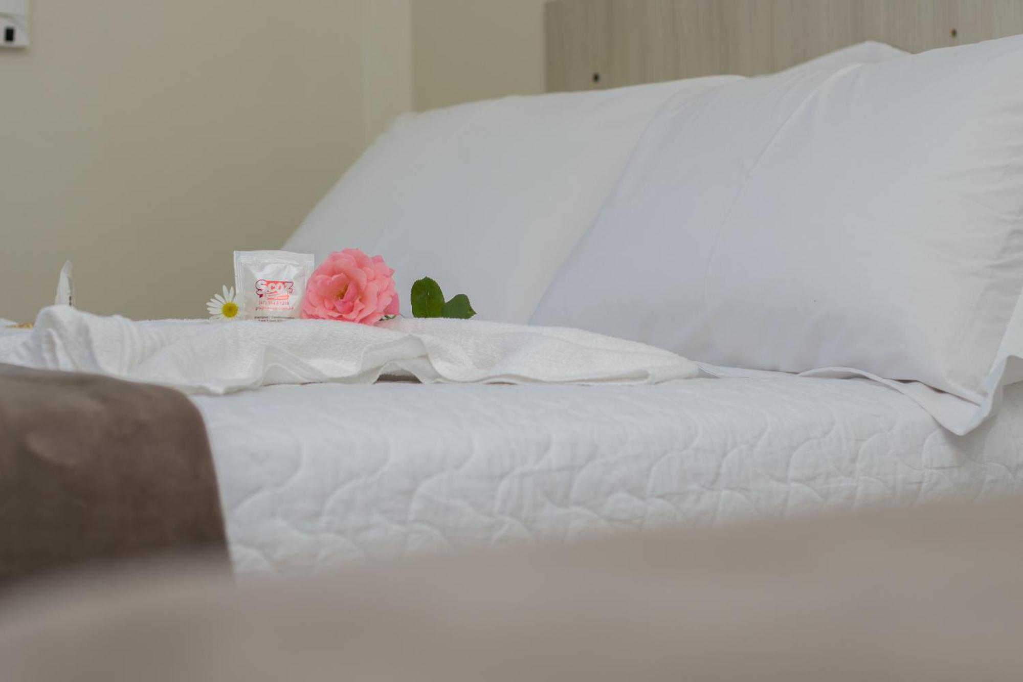 Hotel Scoz Pouso Redondo Bagian luar foto